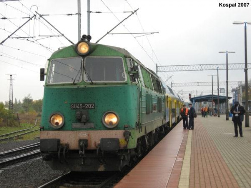 21.10.2007 (Rzepin) SU45-202 z pociągiem osobowym z Poznania Gł do Frankfurtu N/O