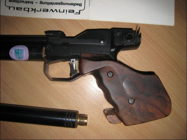 Pistolet CO2 FWB Model2