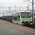 31.01.2008 (Rzepin) SA105-104 zjeżdża po paliwo.