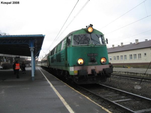 31.01.2008 (Rzepin) SU45-202 z pociągiem osobowym do Frankfurtu n/O. #DodajTagiDoZdjęcia