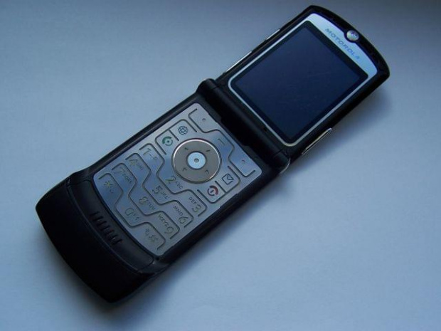 Motorola V3