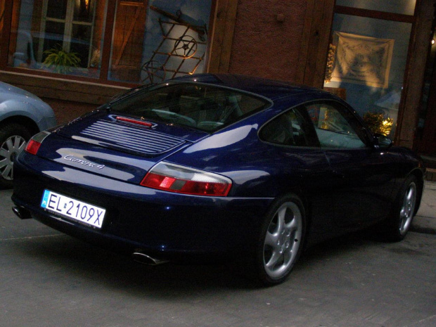 #Porsche #Carrera4