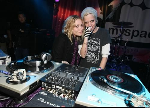 MK and DJ Samantha Ronson attend the Vitaminwater-events luty 2008