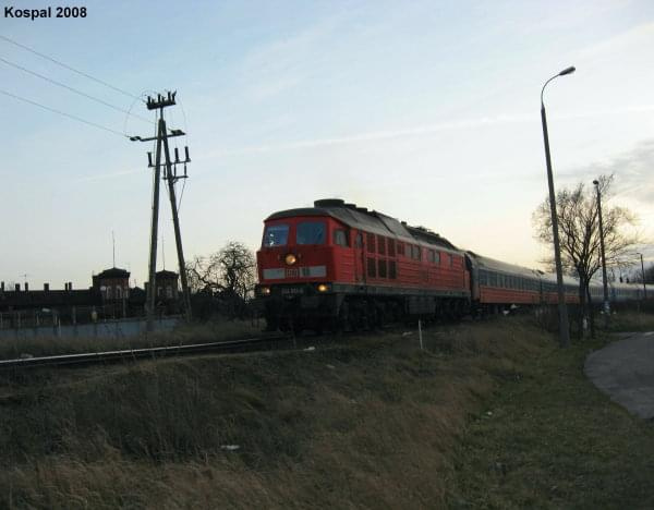 23.02.2008 BR234 551-0 z Pośp Moskwa Ekspres z Berlina do Saratova pokonuje łącznik między poziomami.