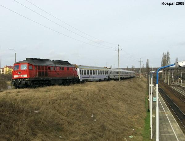 23.02.2008 BR234 180-8 z pociągiem EC Warszawa - Berlin podczas objazdów jedzie łącznikiem między poziomami.