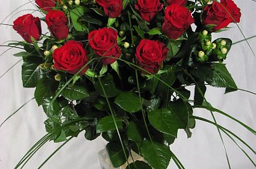 #BukietKwiatów #kwiatki #kwiaty #RóżeCzerwone #czerwony