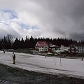 Przełęcz Salmopolska - widok na początek stoku narciarskiego #PrzełęczSalmopolska