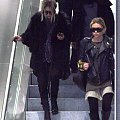 MK and Ash arrive in Paris-paparazzi luty 2008