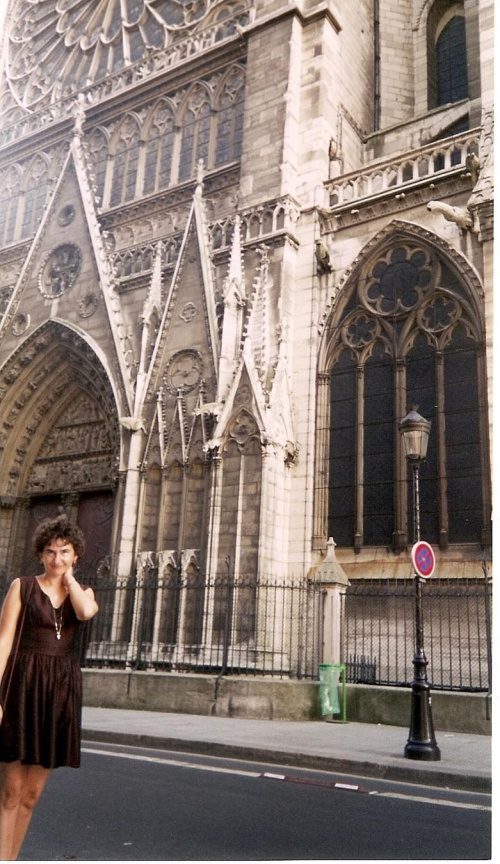 pod Katedrą Notre Dame w Paryżu 2003 #Francja