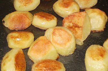 Ziemniaki pieczone. #DodatkiDoIIDań #ziemniaki #obiad #DrugieDanie #jedzenie #kulinaria