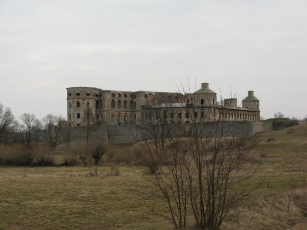Ruiny zamku Krzyżtopór