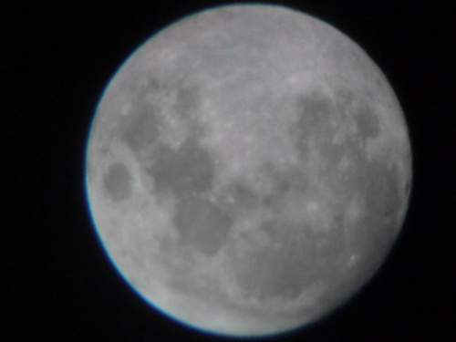 Księżyc 3 dni przed pełnią SE K800i Optus 76/700 Okular 20mm