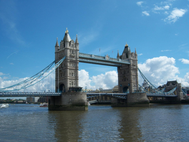 TOWER BRIDGE