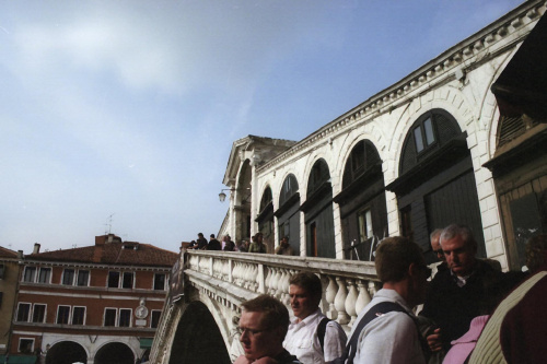 ...pierwszy kamienny most w Wenecji...