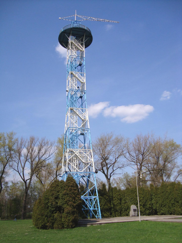 #Katowice #ParkKościuszki #WieżaSpadochronowa