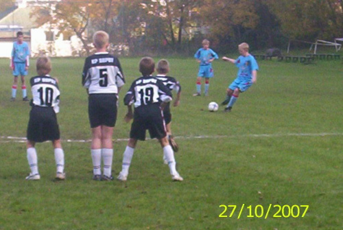 KP SOPOT 0:4 ORKAN RUMIA
LIGA JUNIOR D1 gr.I
27.10.2007 #PIŁKANOŻNA #JUNIOR #ORKAN