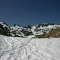 Przełamanie góry, przed nami otoczenie jeziora LAguna Grande w całej krasie