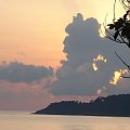 wschód słońca, plaża Long beach, Pulau Perentian Kecil (Wyspa Przystanek Mały)