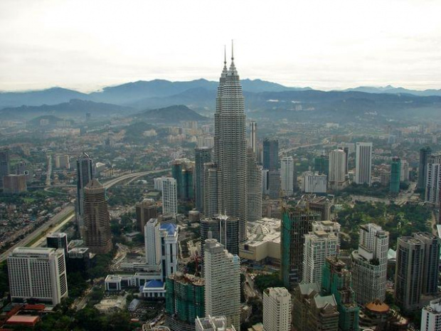 widok z wieży TV (Menara Kuala Lumpur)