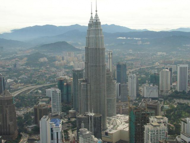 widok z wieży TV (Menara Kuala Lumpur)