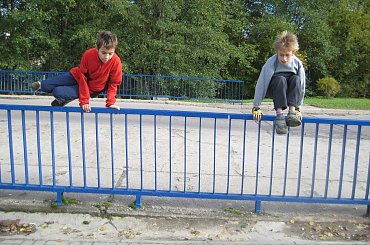 barierka przy kortówce waluty #knhteam #parkour #olsztyn