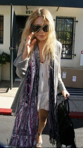 MK shopping at the Tracy Ross clothing store in West Hollywood-paparazzi październik 2007