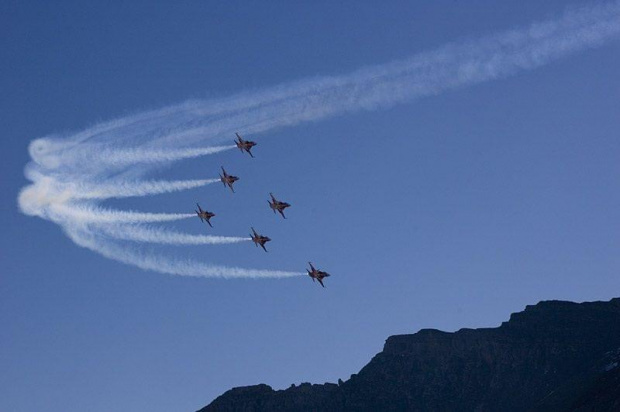 Patrouille Suisse -
Axalp 2007 by deoc