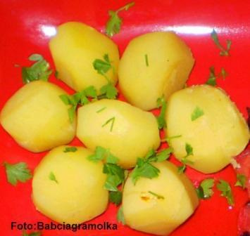 Kurkumowe ziemniaki.Przepisy na : http://www.kulinaria.foody.pl/ , http://www.kuron.com.pl/ i http://kulinaria.uwrocie.info #ziemniaki #DodatkiDoIIDańObiad #jedzenie #DrugieDanie #gotowanie #PrzepisyKulinarne #kulinaria