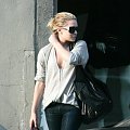 Ashley shopping at Stella McCartney in New York-paparazzi czerwiec 2008