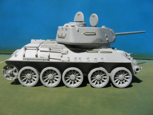 T-34-85-214-1-35 scale
