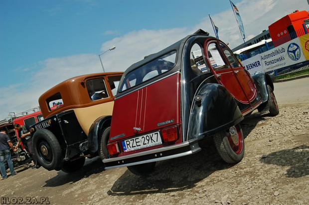 Wystawa i Turystyczny Rajd Pojazdów Zabytkowych Świętego Krzysztofa 19-20.07.2008r. Rzeszów #Rzeszów #multipla #rajd #hoffman