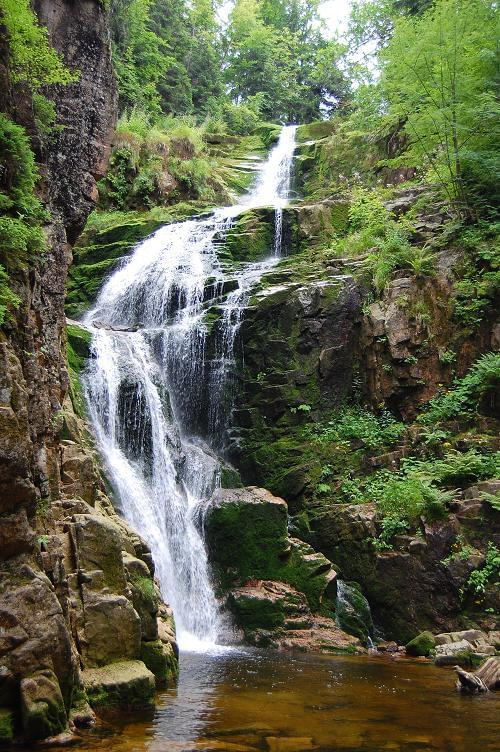 wodospad Kamieńczyk,Szklarska Poręba #góry #karkonosze #wodospad #skały #woda #drzewa #las #SzklarskaPoręba