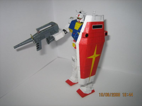 Robot Gundam,model kartonowy