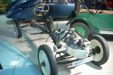 Podwozie Tatry T11 #podwozie #silnik #Tatra #T11