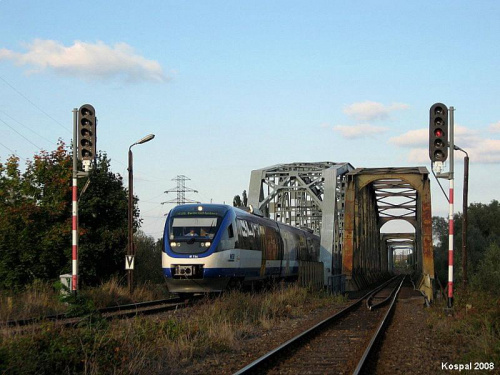 25.09.2008 VT734 opuszcza Kostrzyn jako pociąg osobowy 5384 rel.Kostrzyn - Berlin Lichtenberg.