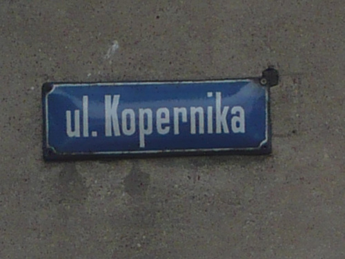 Stara tablica z nazwą ulicy w Gnieźnie - ul. Kopernika