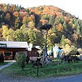 Bar w Majdanie, w tle Hon #Góry #Bieszczady