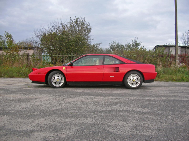 Ferrari Mondial