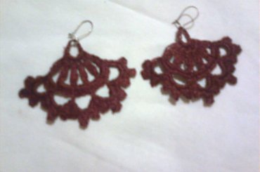 moje pierwsze kolczyki szydełkowe #RobótkiRęczne #szydełko #kolczyki #rękodzieło #BiżuteriaSzydełkowa #moda