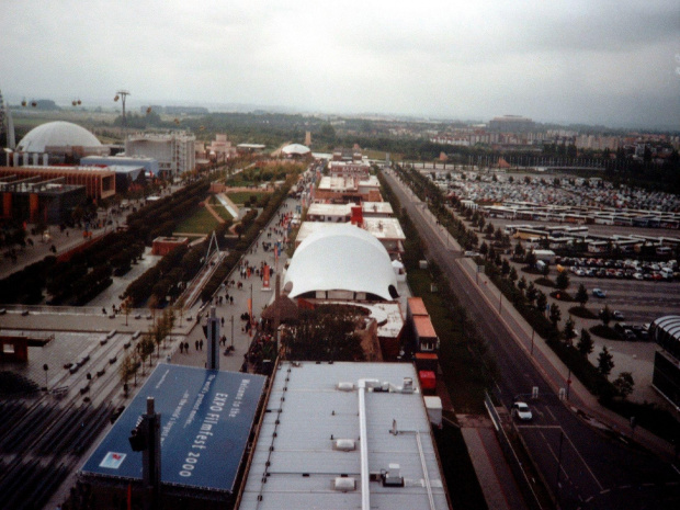 EXPO 2000