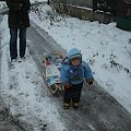 No tak własne sanki to wielki obowiązek - trzeba je ciągnąć!!