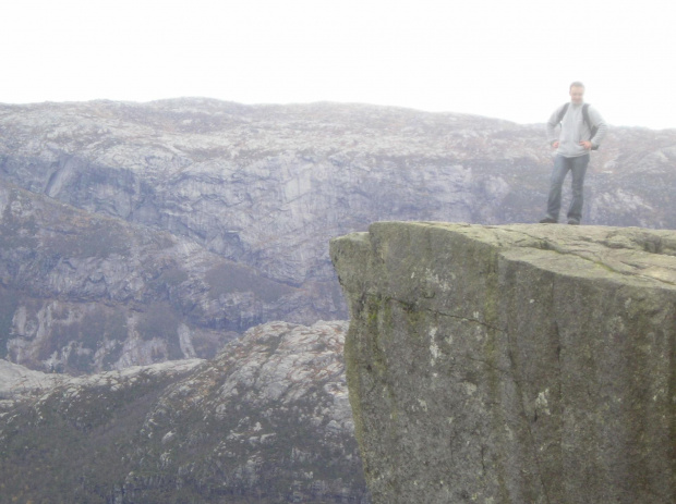 Norwegia, Preikestolen copyright(c)jarekmadlewski2007