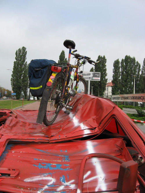 #rower #samochód #polonez #fso #złom