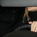 Ashley leaving Neil George Hair Salon-paparazzi grudzień 2007