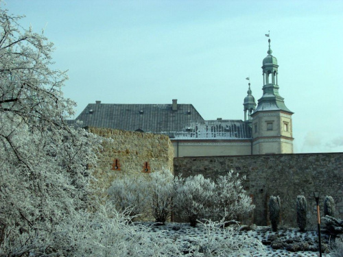 Pałac Biskupi w Kielcach #zima #zabytki